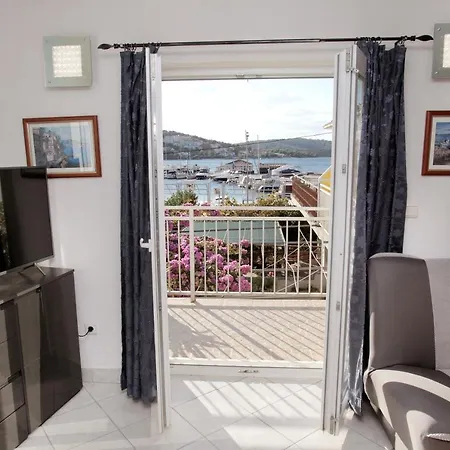 Apartment Vaska Trogir