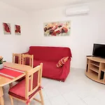 Vaska شقة تروغير